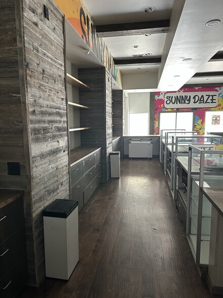 More Photos Of 204 W 2nd St, Edmond Freestanding For Sale