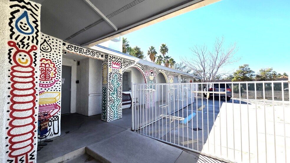 More Photos Of 3525 E Sunset Rd, Las Vegas Schools For Lease