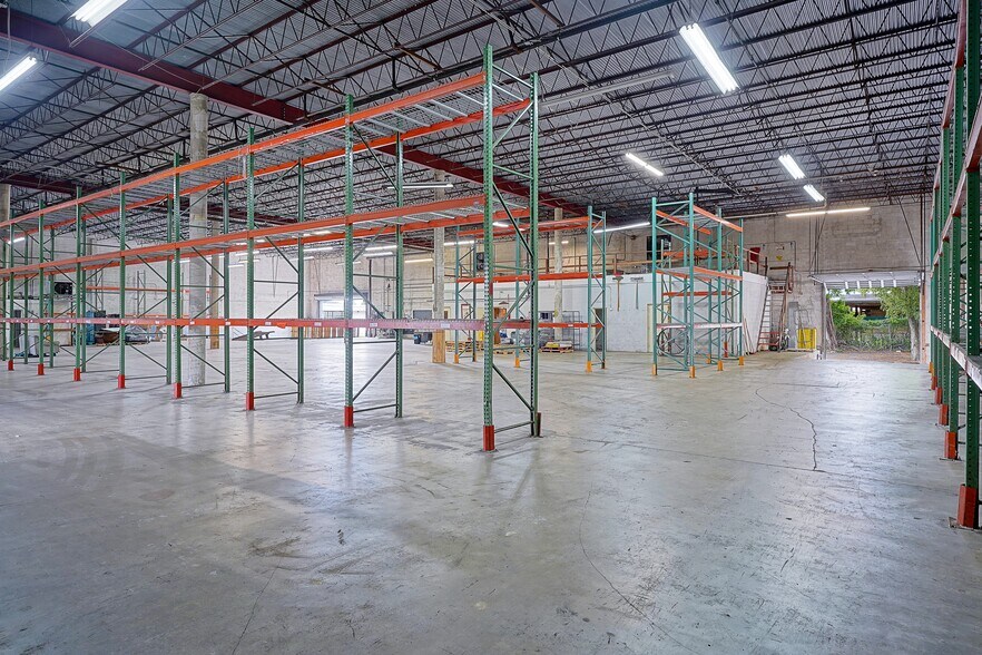 More Photos Of 7200 NW 1st Ave, Miami Distribution For Lease