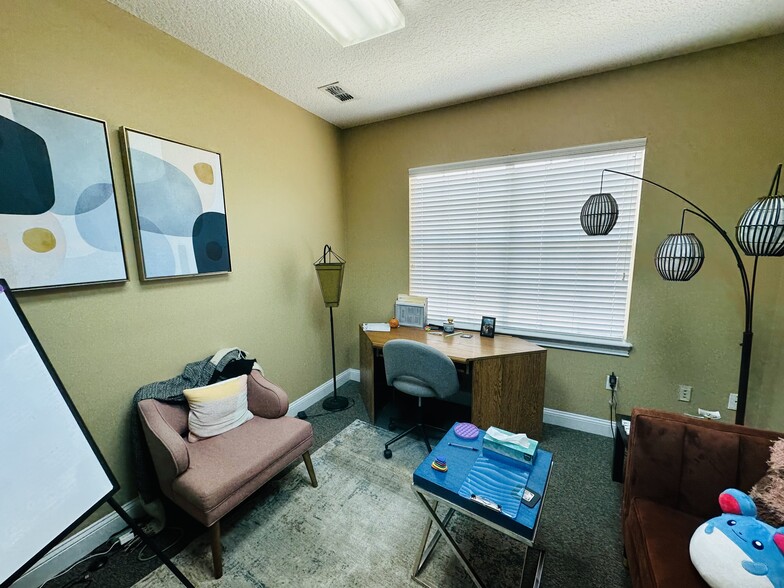 More Photos Of 12443 San Jose Blvd, Jacksonville Medical For Lease