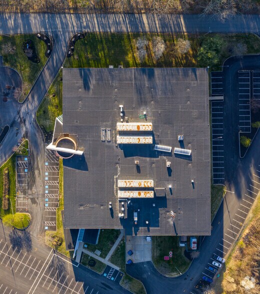 More Photos Of 80 Central St, Boxborough Unknown For Lease