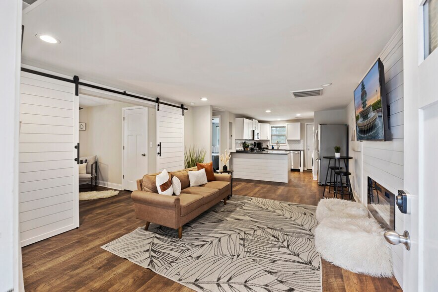 More Photos Of 2647 Bonds Ave, North Charleston Apartments For Sale