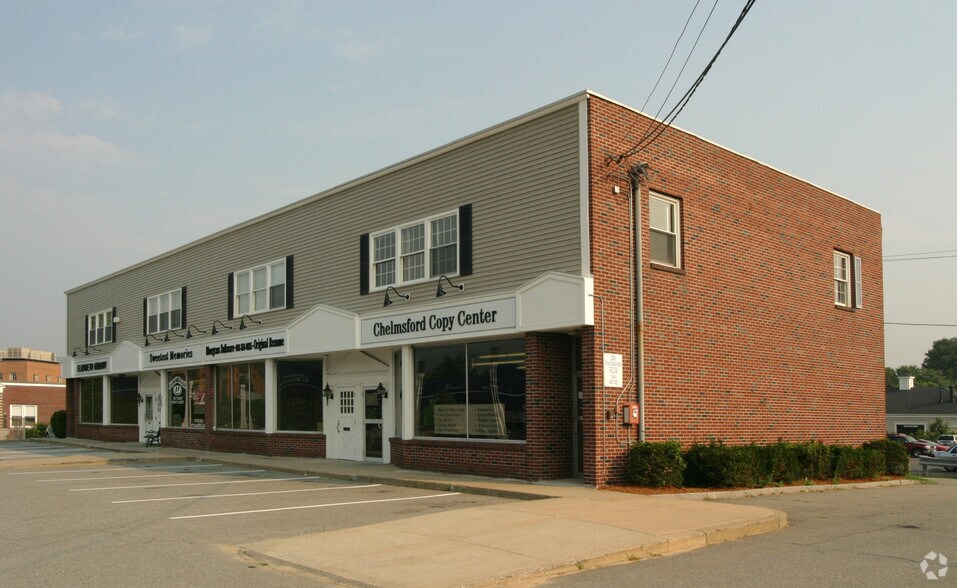 More Photos Of 8 Alpine Ln, Chelmsford Unknown For Lease