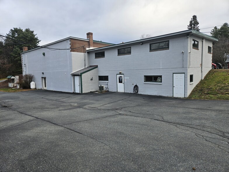 More Photos Of 240 Meriden Rd, Lebanon Flex For Sale