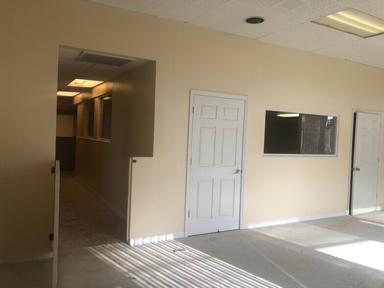More Photos Of 1205 University Blvd N, Jacksonville Daycare Center For Sale