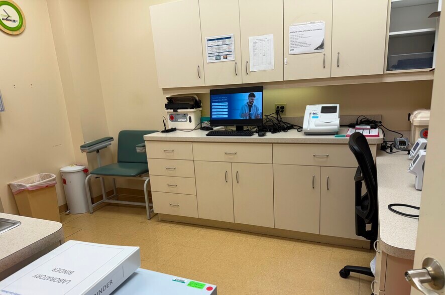 More Photos Of 345 Clyde Morris Blvd, Ormond Beach Medical For Lease