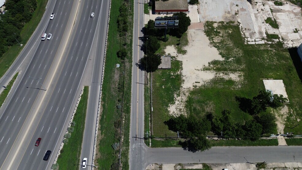 More Photos Of 1010 Hoefgen Avenue, San Antonio Land For Sale
