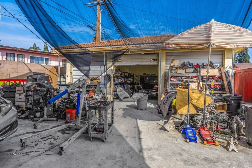 More Photos Of 11709 Long Beach Blvd, Lynwood Auto Dealership For Sale