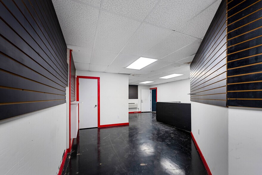 More Photos Of 3419 Hunter Rd, San Marcos Unknown For Lease