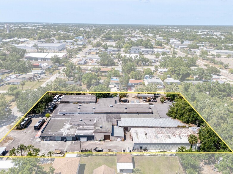 More Photos Of 4214 W Virginia Ave, Tampa Warehouse For Lease