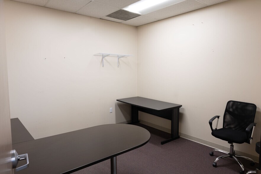 More Photos Of 6240 W 54th Ave, Arvada Research And Development For Lease