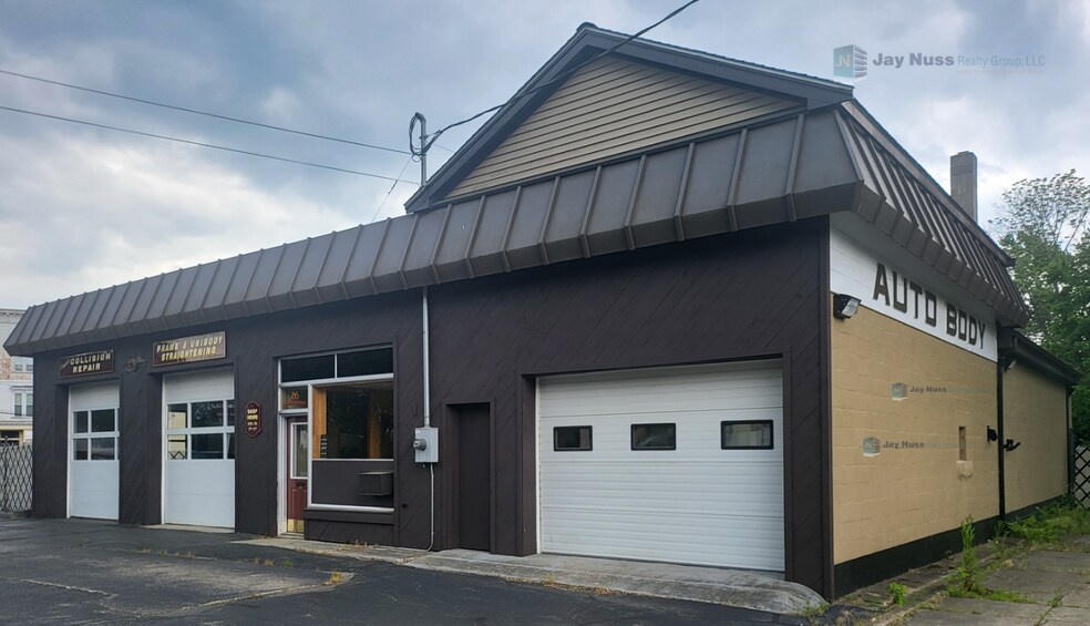 More Photos Of 26 N Central St, East Bridgewater Auto Repair For Sale