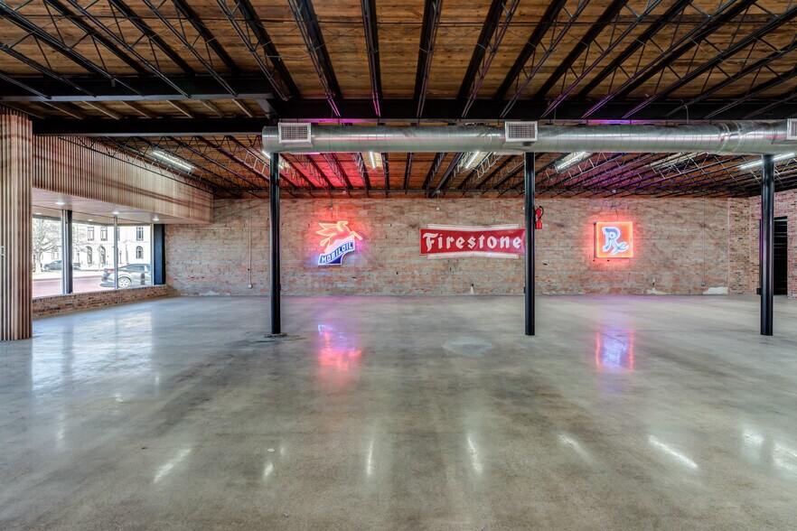 More Photos Of 1213 Crickets Ave, Lubbock Storefront For Lease