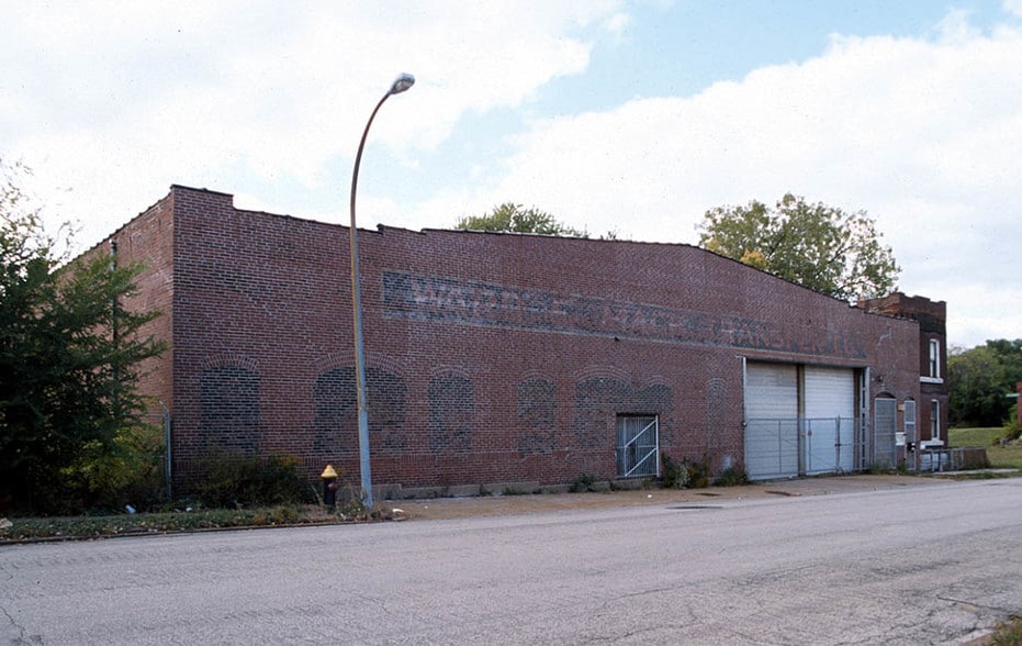 Primary Photo Of 2931 N Jefferson Ave, Saint Louis Manufacturing For Sale