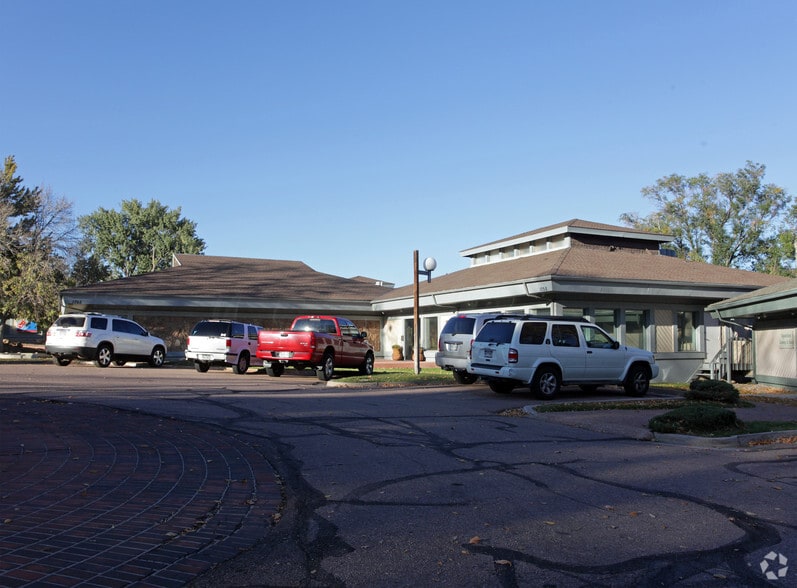 More Photos Of 1755 S 8th St, Colorado Springs Office For Lease