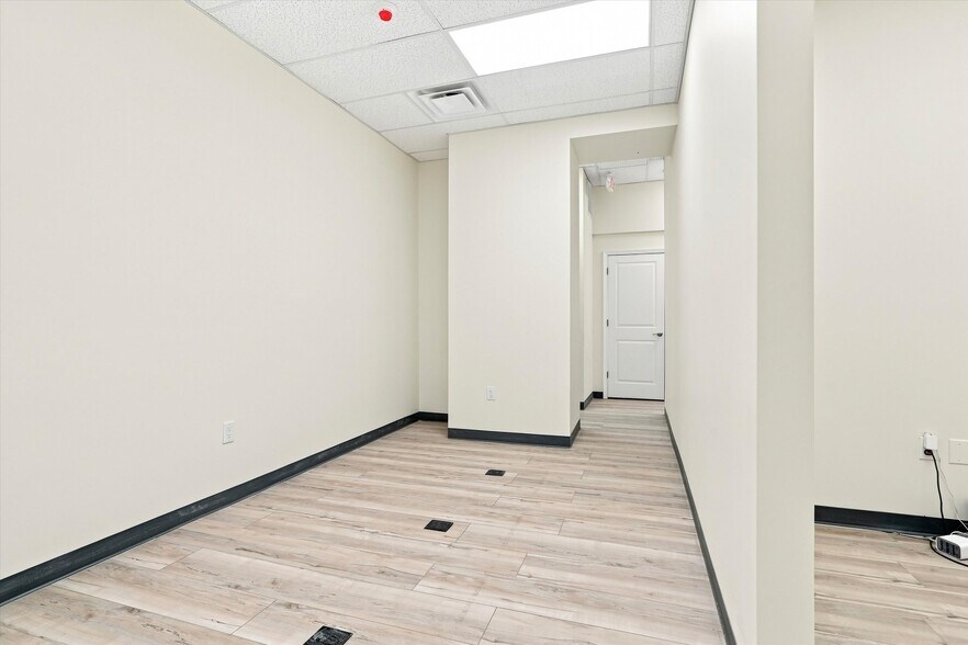 More Photos Of 119 E Lehigh Ave, Philadelphia Healthcare For Lease