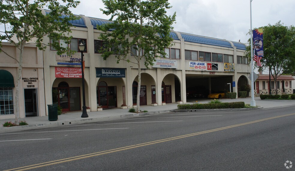 More Photos Of 10907 Downey Ave, Downey Office For Lease