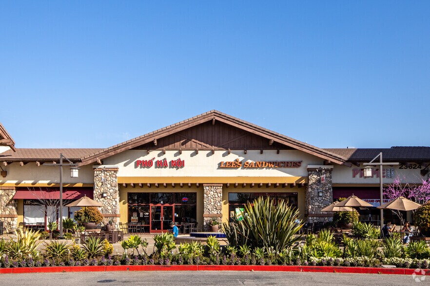 More Photos Of 23602-23624 El Toro Rd, Lake Forest General Retail For Lease