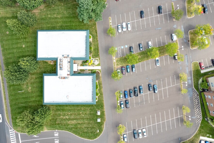 More Photos Of 660 Newtown Yardley Rd, Newtown Medical For Lease