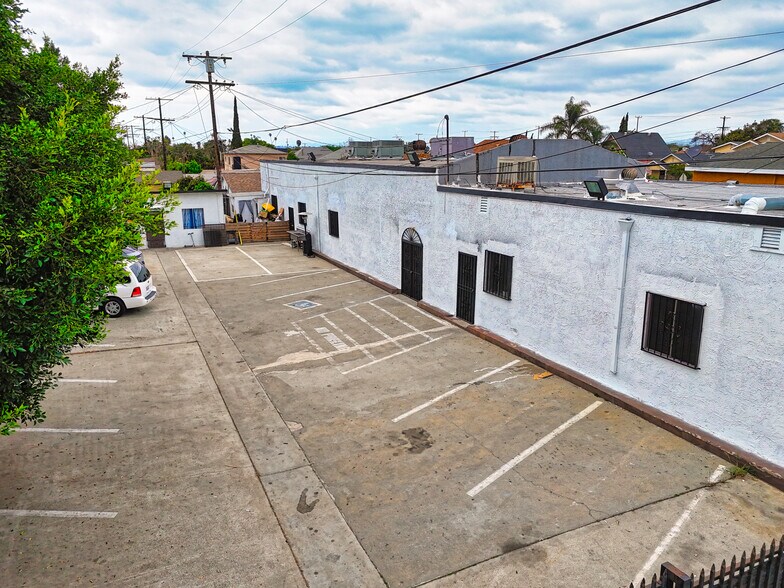 More Photos Of 6617 S San Pedro St, Los Angeles Flex For Sale