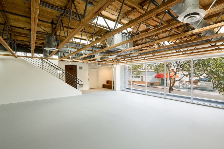 More Photos Of 1424 Lincoln Blvd, Santa Monica Loft Creative Space For Sale