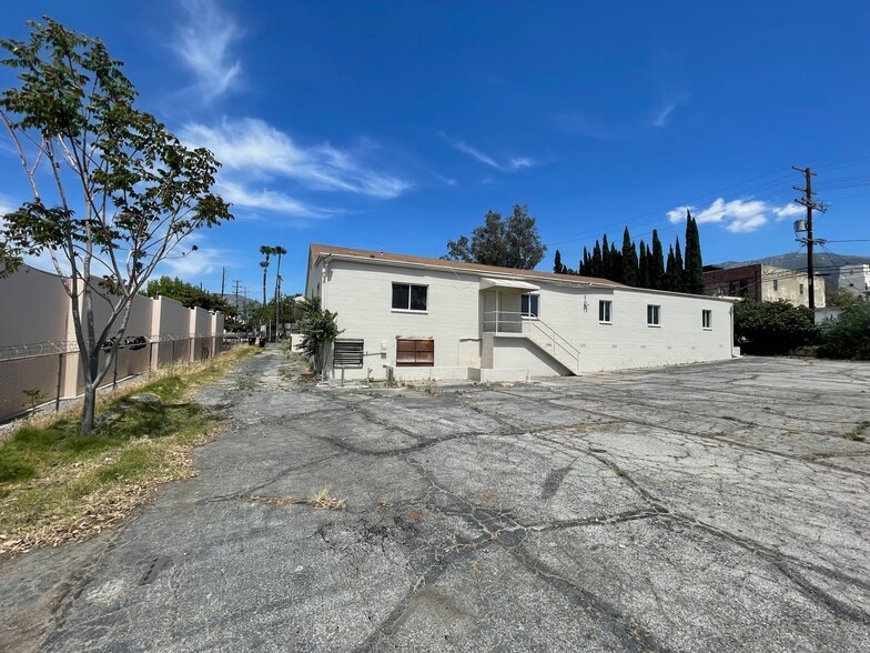 More Photos Of 7216 Valmont St, Tujunga Lodge Meeting Hall For Sale