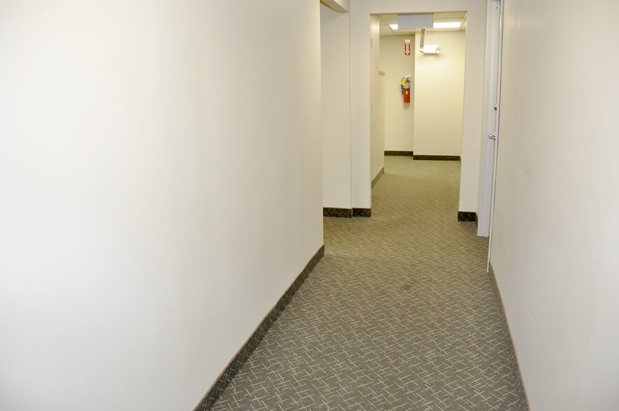 More Photos Of 199 Jericho Tpke, Floral Park Medical For Lease