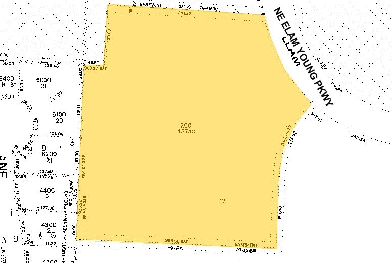 More Photos Of 5293 NE Elam Young Pky, Hillsboro Showroom For Lease