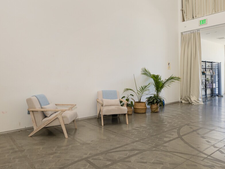 More Photos Of 208 Main St, El Segundo Loft Creative Space For Sale