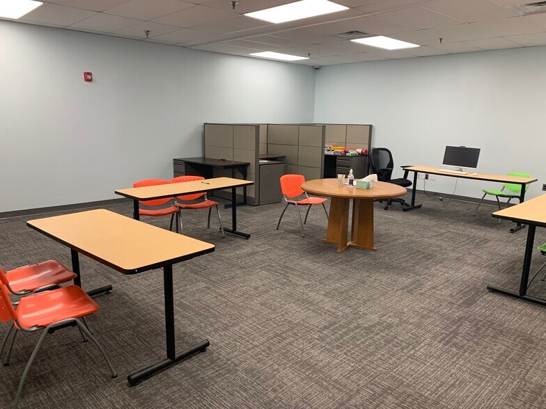 More Photos Of 2245 US Highway 130, Dayton Office For Lease