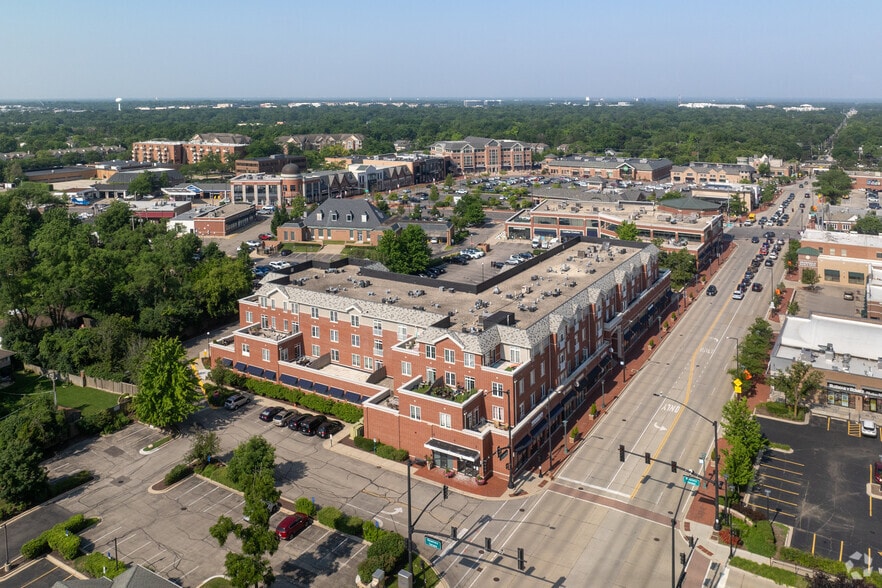 More Photos Of 725-775 N Waukegan Rd, Deerfield Unknown For Lease