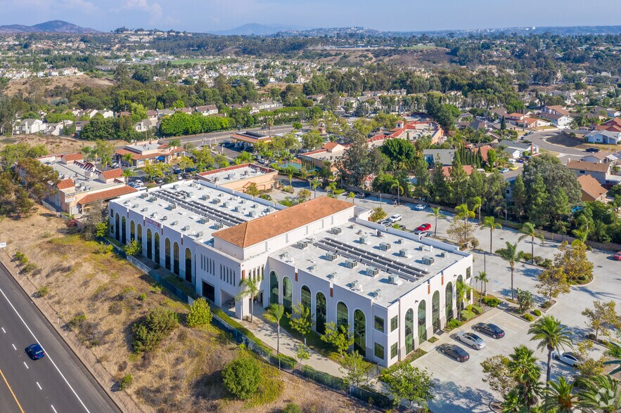 More Photos Of 6050 santo Rd, San Diego Office For Lease