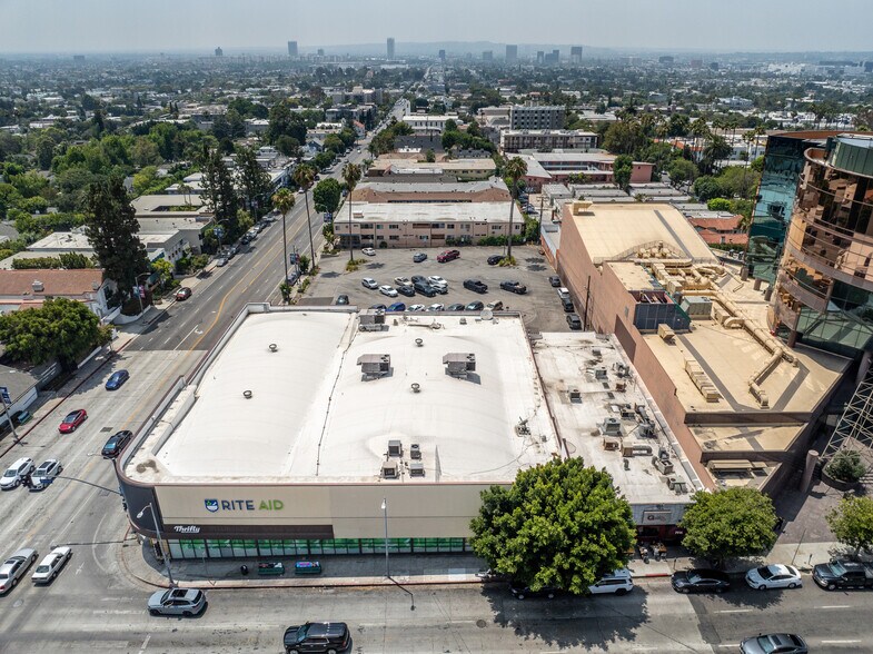 More Photos Of 7900 W Sunset Blvd, Los Angeles Drugstore For Sale
