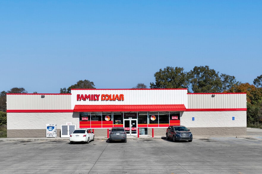 Primary Photo Of 606 Holly St, McGehee Freestanding For Sale