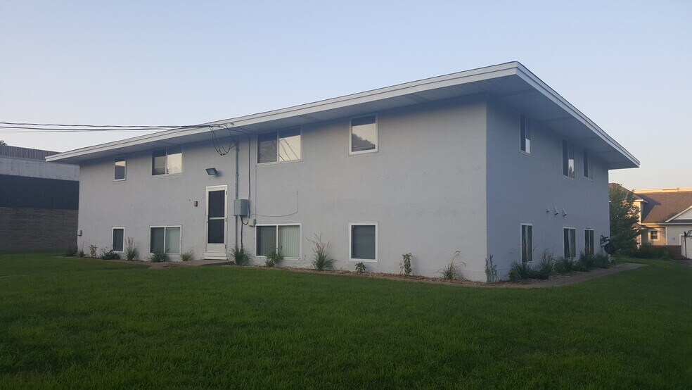 More Photos Of 5900 3rd St NE, Fridley Apartments For Sale