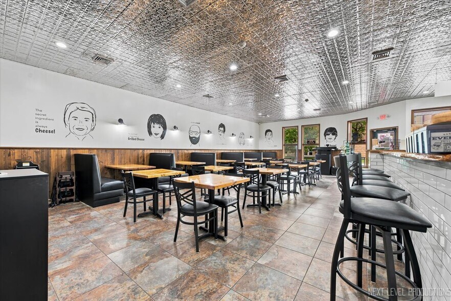 More Photos Of 227 W Wilson St, Batavia Restaurant For Sale