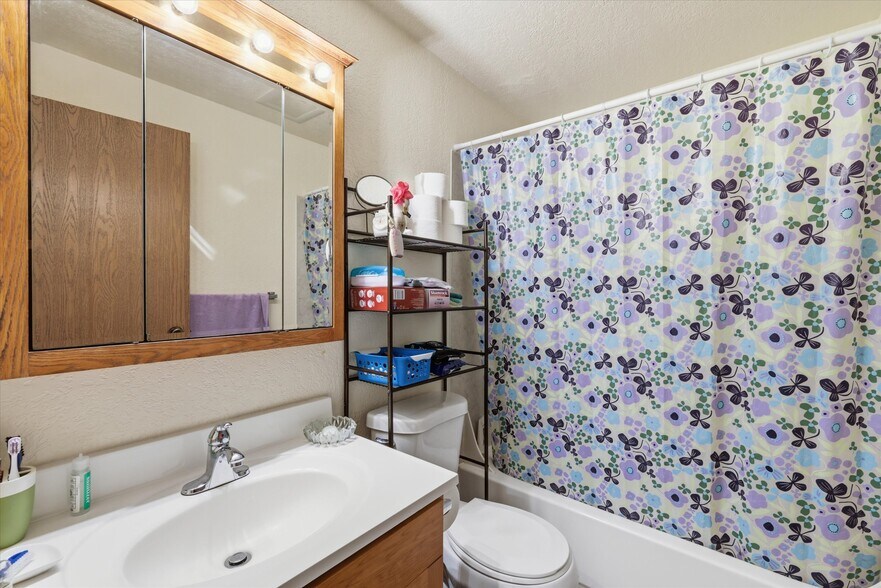 More Photos Of 3116 18th St, Everett Apartments For Sale