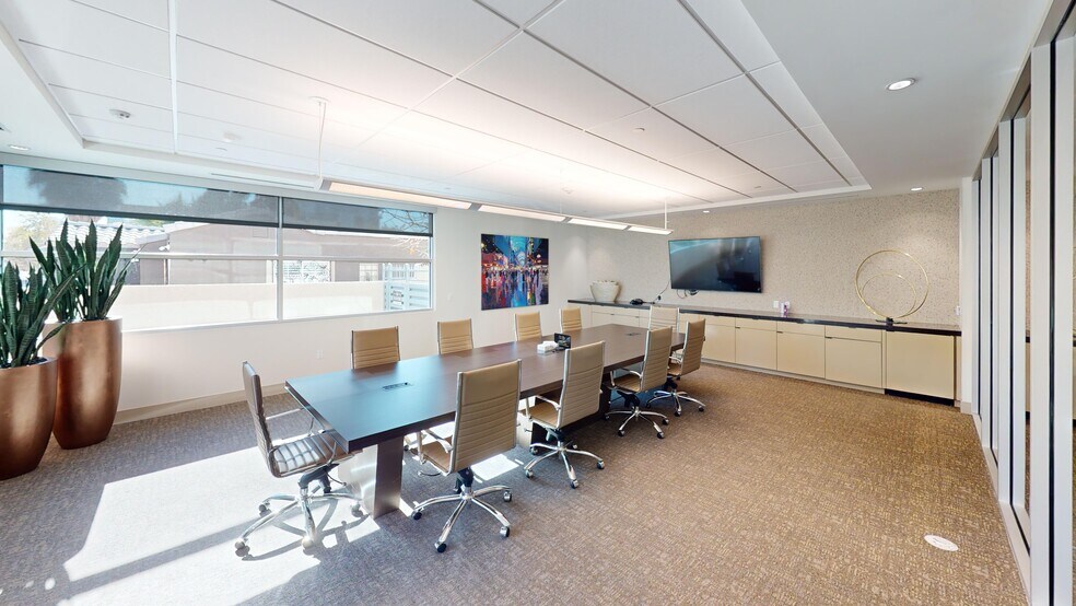 More Photos Of 700 S 3rd St, Las Vegas Office For Lease