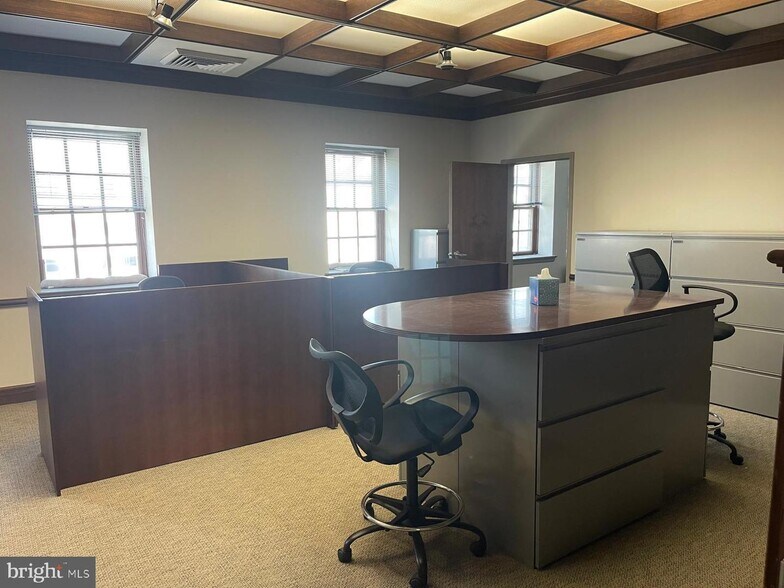 More Photos Of 106 York Rd, Jenkintown Office Residential For Sale