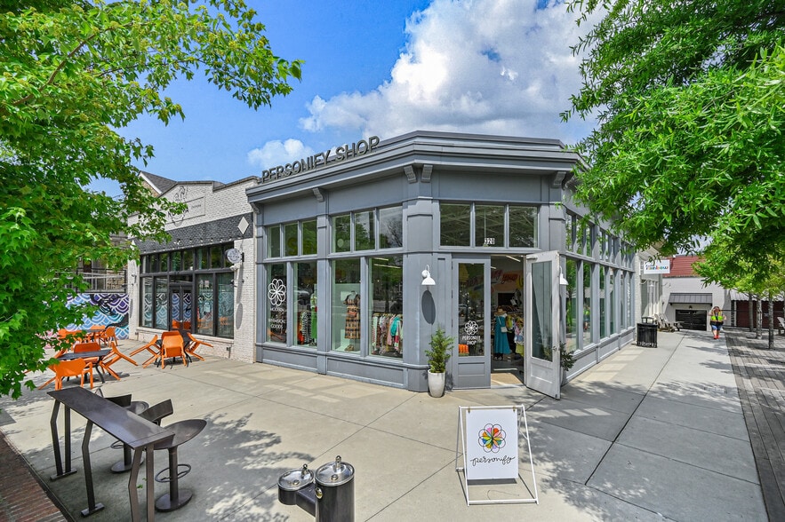 More Photos Of 3550 W Lawrenceville St, Duluth General Retail For Lease