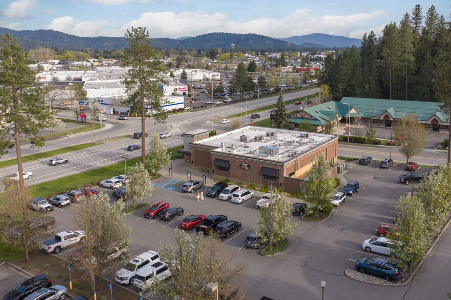 More Photos Of 405 W Canfield Ave, Coeur d'Alene Restaurant For Sale
