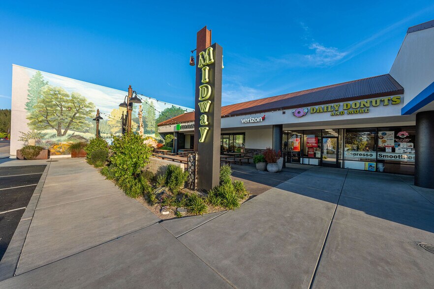 More Photos Of 111 W McKnight Way, Grass Valley Unknown For Lease