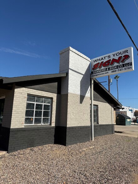 More Photos Of 9401 N 3rd Dr, Phoenix General Retail For Lease