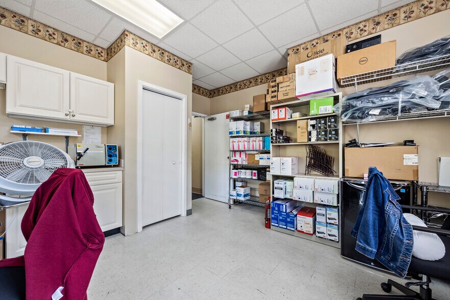 More Photos Of 440 SW Perimeter Glen, Lake City Medical For Sale