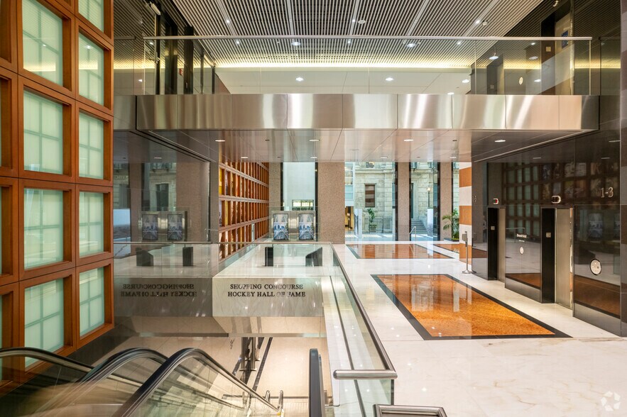 More Photos Of 181 Bay St, Toronto Office For Lease