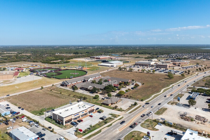 More Photos Of 830 E Princeton Dr, Princeton Hospital For Sale