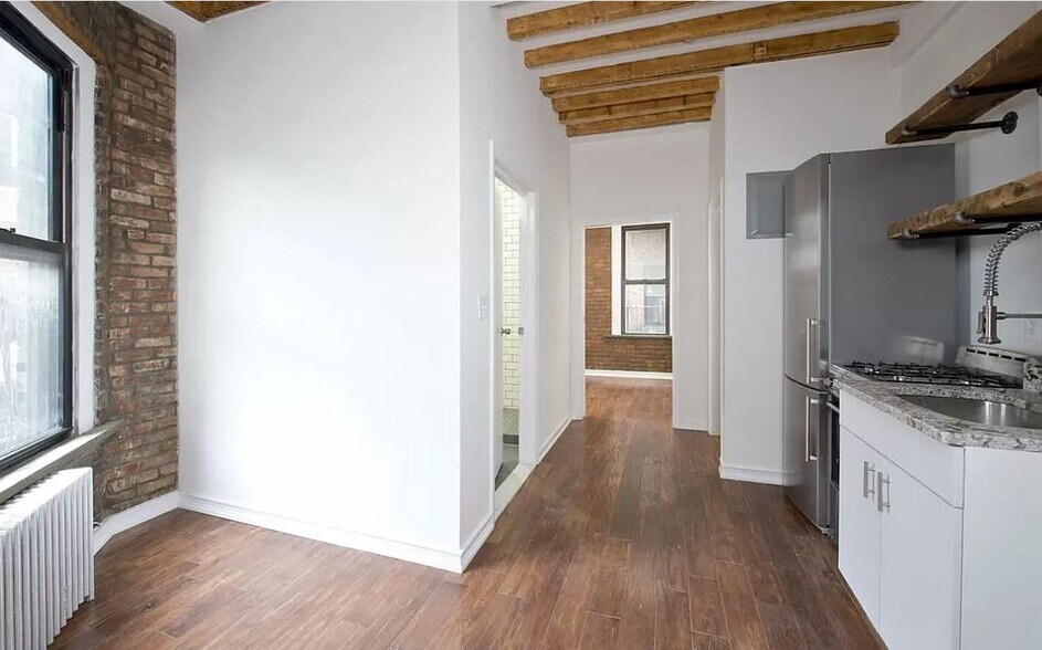 More Photos Of 28 Forsyth St, New York Apartments For Sale