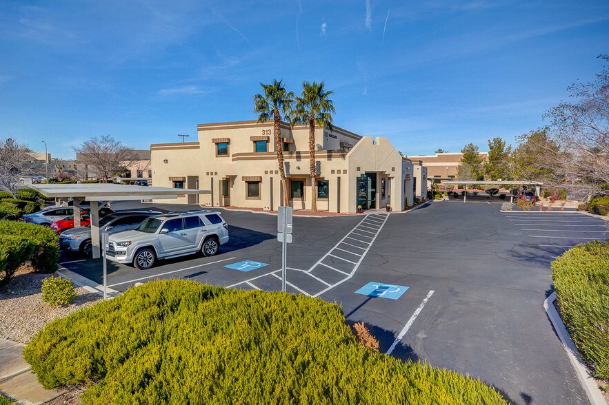 More Photos Of 313 Pilot Rd, Las Vegas Light Distribution For Sale