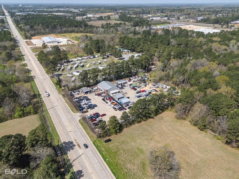 More Photos Of 6508 W 70th St, Shreveport Industrial For Lease