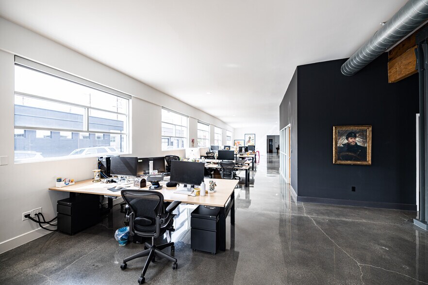 More Photos Of 201 Arena St, El Segundo Office For Lease